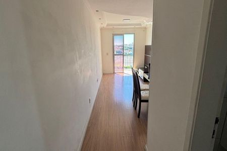 Corredor de apartamento para alugar com 3 quartos, 62m² em Vila Antonieta, São Paulo