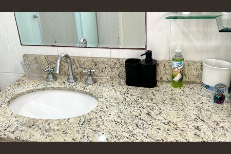 Apartamento à venda com 140m², 3 quartos e 3 vagas Apartamento à venda com 140m², 3 quartos e 3 vagasBanheiro 3