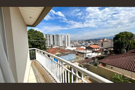 Apartamento à venda com 140m², 3 quartos e 3 vagas Apartamento à venda com 140m², 3 quartos e 3 vagasSacada do quarto