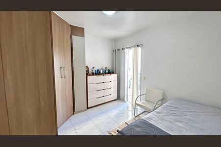 Apartamento à venda com 140m², 3 quartos e 3 vagas Apartamento à venda com 140m², 3 quartos e 3 vagasQuarto 1