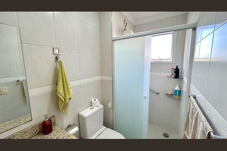 Apartamento à venda com 140m², 3 quartos e 3 vagas Apartamento à venda com 140m², 3 quartos e 3 vagasBanheiro 1