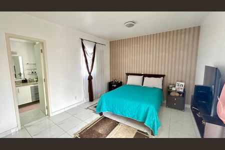 Apartamento à venda com 140m², 3 quartos e 3 vagas Apartamento à venda com 140m², 3 quartos e 3 vagasQuarto 3