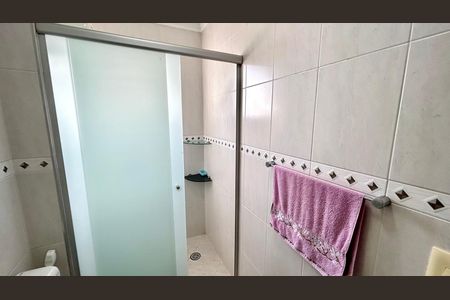 Apartamento à venda com 140m², 3 quartos e 3 vagas Apartamento à venda com 140m², 3 quartos e 3 vagasBanheiro 2