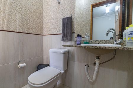 Casa à venda com 103m², 3 quartos e 2 vagas Casa à venda com 103m², 3 quartos e 2 vagasLavabo