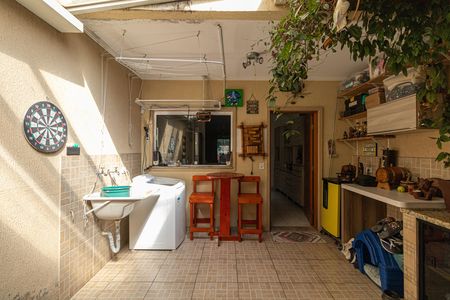 Casa à venda com 103m², 3 quartos e 2 vagas Casa à venda com 103m², 3 quartos e 2 vagasÁrea de Serviço