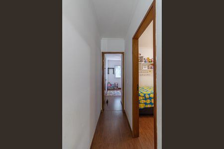 Casa à venda com 103m², 3 quartos e 2 vagas Casa à venda com 103m², 3 quartos e 2 vagasCorredor