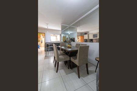 Sala e Cozinha de casa à venda com 3 quartos, 103m² em Itaquera, São Paulo