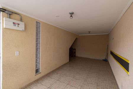 Casa à venda com 103m², 3 quartos e 2 vagas Casa à venda com 103m², 3 quartos e 2 vagasGaragem