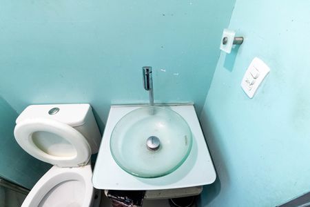 Apartamento para alugar com 59m², 2 quartos e 1 vaga Apartamento para alugar com 59m², 2 quartos e 1 vagaBanheiro
