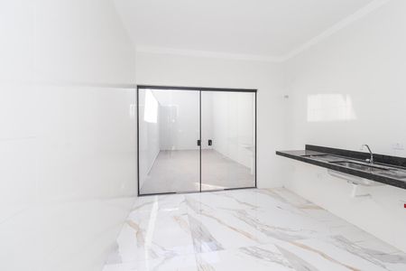 Casa à venda com 116m², 3 quartos e 2 vagasCozinha