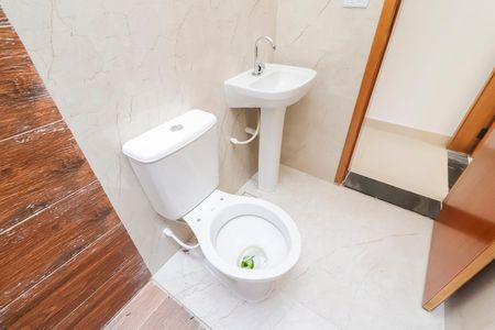 Casa à venda com 116m², 3 quartos e 2 vagasBanheiro Social