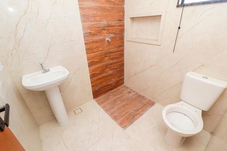 Casa à venda com 116m², 3 quartos e 2 vagasBanheiro da Suíte