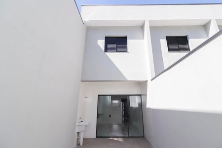 Casa à venda com 116m², 3 quartos e 2 vagasÁrea de Serviço / Quintal