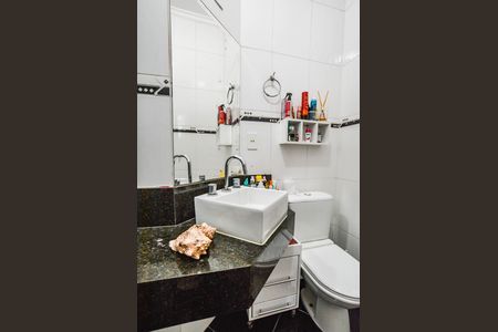 Casa para alugar com 191m², 3 quartos e 4 vagas Casa para alugar com 191m², 3 quartos e 4 vagasBanheiro da Suíte 1