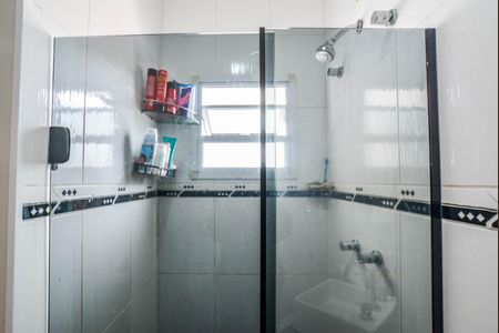 Casa para alugar com 191m², 3 quartos e 4 vagas Casa para alugar com 191m², 3 quartos e 4 vagasBanheiro da Suíte 1