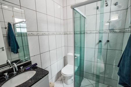 Casa para alugar com 191m², 3 quartos e 4 vagas Casa para alugar com 191m², 3 quartos e 4 vagasBanheiro da Suíte 2