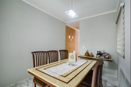 Casa para alugar com 191m², 3 quartos e 4 vagas Casa para alugar com 191m², 3 quartos e 4 vagasSala de Jantar