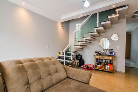 Casa para alugar com 191m², 3 quartos e 4 vagas Casa para alugar com 191m², 3 quartos e 4 vagasSala