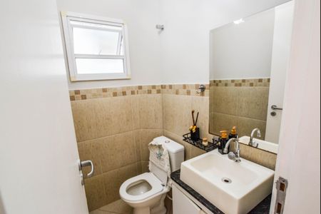 Casa para alugar com 191m², 3 quartos e 4 vagas Casa para alugar com 191m², 3 quartos e 4 vagasLavabo