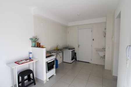 Sala de apartamento para alugar com 2 quartos, 32m² em Jardim Celeste, São Paulo