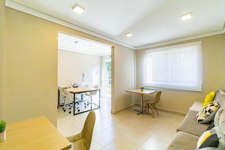 Apartamento para alugar com 32m², 2 quartos e sem vaga Apartamento para alugar com 32m², 2 quartos e sem vagaÁrea comum - Salão de festas