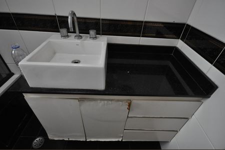Casa para alugar com 327m², 4 quartos e 6 vagasBanheiro da Suíte 1