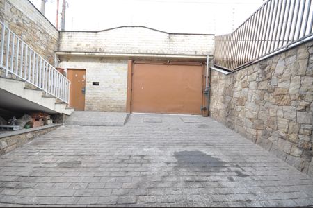Casa para alugar com 327m², 4 quartos e 6 vagasGaragem