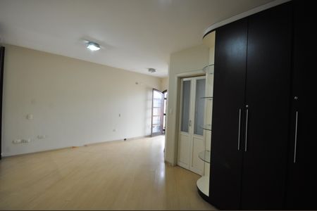 Casa para alugar com 327m², 4 quartos e 6 vagasSuíte 1