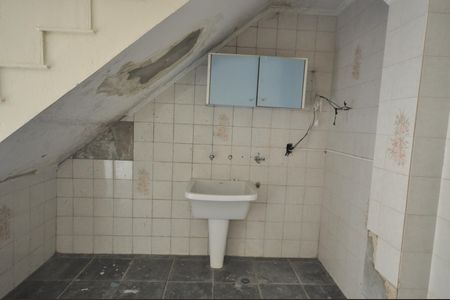 Casa para alugar com 327m², 4 quartos e 6 vagasÁrea de Serviço