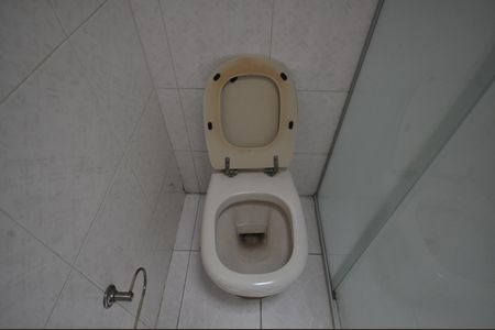 Casa para alugar com 327m², 4 quartos e 6 vagasBanheiro Social