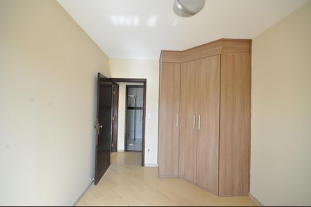 Casa para alugar com 327m², 4 quartos e 6 vagasQuarto 4