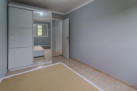 Quarto 2 de apartamento para alugar com 2 quartos, 57m² em Parque Alvorada, Mauá