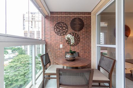 Varanda de apartamento à venda com 1 quarto, 52m² em Itaim Bibi, São Paulo