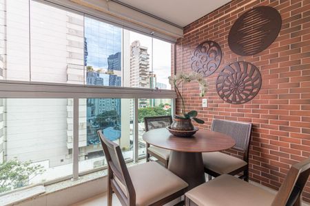 Varanda de apartamento à venda com 1 quarto, 52m² em Itaim Bibi, São Paulo