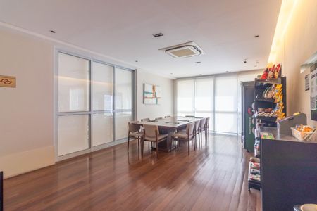 Apartamento à venda com 52m², 1 quarto e 1 vaga Apartamento à venda com 52m², 1 quarto e 1 vagaCoworking/Mercado