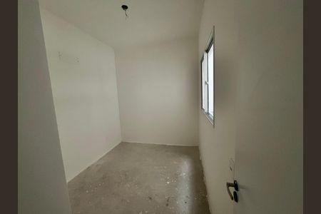 Quarto de apartamento à venda com 2 quartos, 46m² em Várzea de Baixo, São Paulo