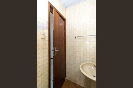 Casa para alugar com 150m², 3 quartos e 3 vagas Casa para alugar com 150m², 3 quartos e 3 vagasSuíte Banheiro