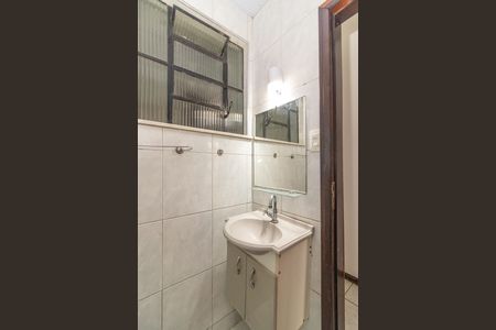 Casa para alugar com 150m², 3 quartos e 3 vagas Casa para alugar com 150m², 3 quartos e 3 vagasBanheiro