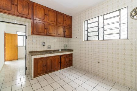 Casa para alugar com 150m², 3 quartos e 3 vagas Casa para alugar com 150m², 3 quartos e 3 vagasCozinha