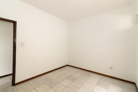 Quarto 1 de casa para alugar com 3 quartos, 150m² em Padre Miguel, Rio de Janeiro