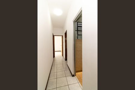 Casa para alugar com 150m², 3 quartos e 3 vagas Casa para alugar com 150m², 3 quartos e 3 vagasCorredor