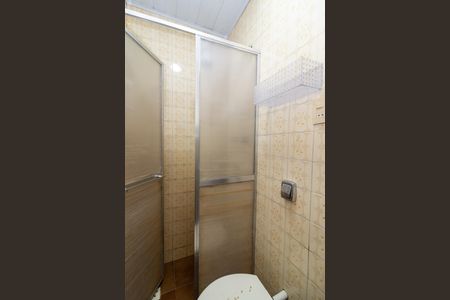Casa para alugar com 150m², 3 quartos e 3 vagas Casa para alugar com 150m², 3 quartos e 3 vagasSuíte Banheiro
