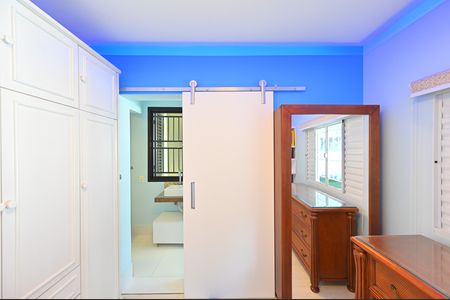 Casa à venda com 120m², 3 quartos e 2 vagasQuarto 3
