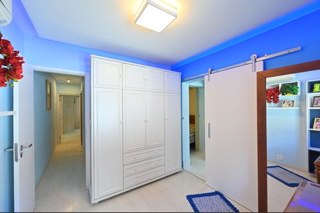 Casa à venda com 120m², 3 quartos e 2 vagasQuarto 3