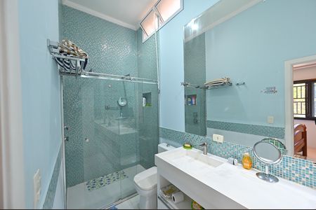 Casa à venda com 120m², 3 quartos e 2 vagasBanheiro da Suíte