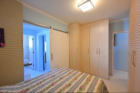 Casa à venda com 120m², 3 quartos e 2 vagasQuarto 2