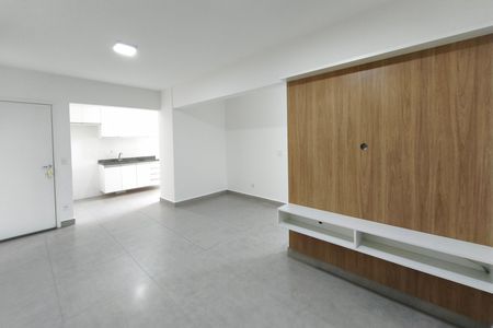 Apartamento para alugar com 80m², 3 quartos e 1 vaga Apartamento para alugar com 80m², 3 quartos e 1 vagaSala