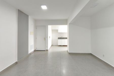 Apartamento para alugar com 80m², 3 quartos e 1 vaga Apartamento para alugar com 80m², 3 quartos e 1 vagaSala