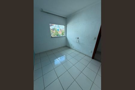 Casa à venda com 100m², 2 quartos e 2 vagas Casa à venda com 100m², 2 quartos e 2 vagasQuarto