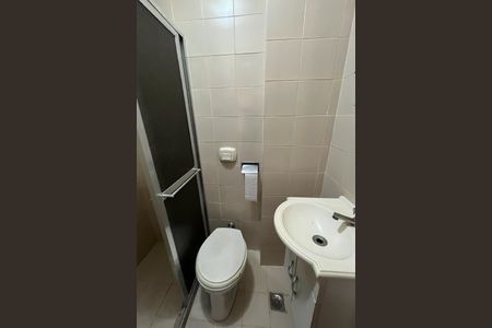 Apartamento à venda com 140m², 3 quartos e 2 vagasbanheiro 3